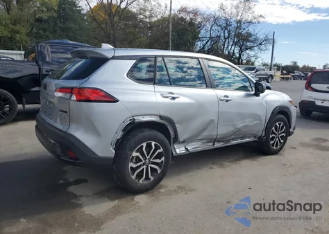 2023 Toyota Corolla Cross Le z USA, uszkodzony, nr VIN 7MUFBABG1PV005077